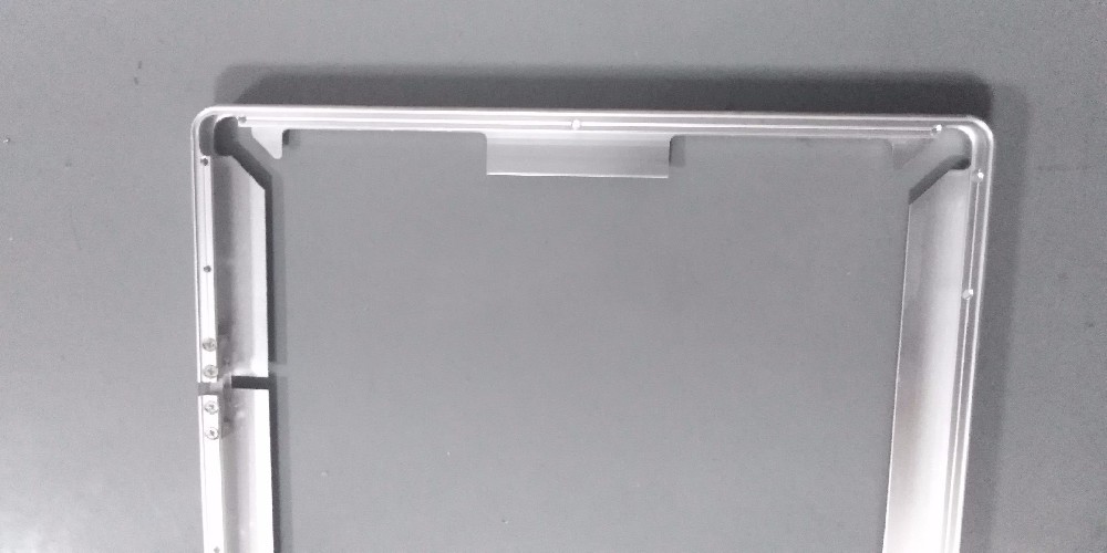 壁挂式廣告機邊框樣品1